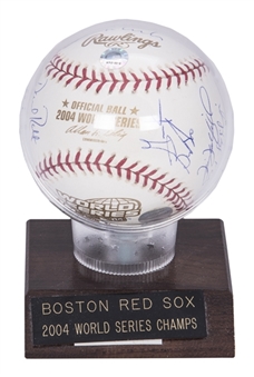 2004 Boston Red Sox Team Signed Baseball (MLB Holo)